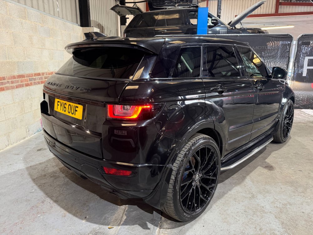 Land Rover Range Rover Evoque 2.0 TD4 HSE Dynamic SUV 5dr Diesel Auto 4WD Euro 6 s/s 180 ps for sale in Nottingham