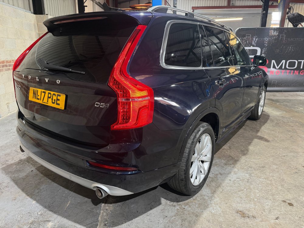 Volvo XC90 2.0 D5 PowerPulse Momentum SUV 5dr Diesel Auto 4WD Euro 6 s/s 235 ps for sale in Nottingham