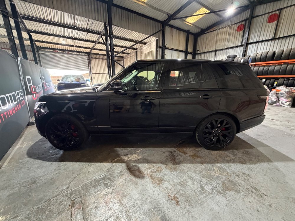 2021 Land Rover Range Rover SUV 3.0 D300 MHEV Vogue SE SUV 5dr Diesel Auto 4WD Euro 6 s/s 300 ps