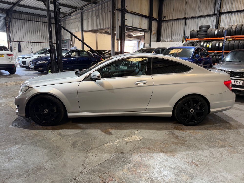 2014 Mercedes-Benz C Class Coupe 2.1 C250 CDI AMG Sport Edition Coupe 2dr Diesel G-Tronic Euro 5 s/s 204 ps