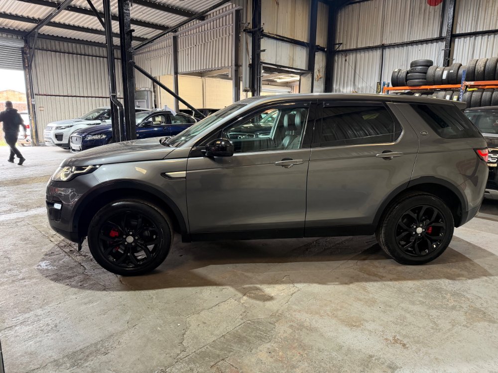 2016 Land Rover Discovery Sport SUV 2.0 TD4 HSE Luxury SUV 5dr Diesel Auto 4WD Euro 6 s/s 180 ps