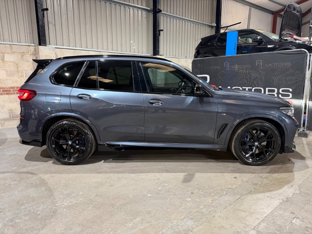 Grey BMW X5 3.0 45e 24kWh M Sport SUV 5dr Petrol Plug-in Hybrid Auto xDrive Euro 6 s/s 394 ps
