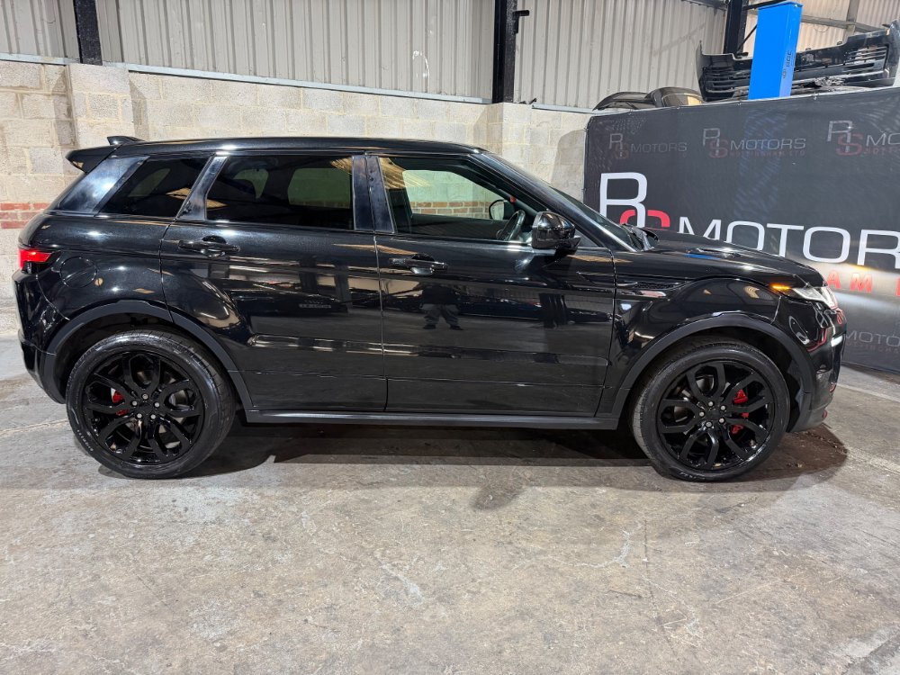 Black Land Rover Range Rover Evoque 2.0 TD4 HSE Dynamic SUV 5dr Diesel Auto 4WD Euro 6 s/s 180 ps