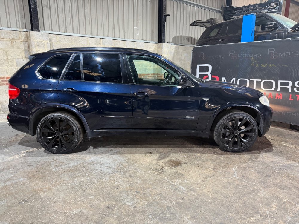 Black BMW X5 3.0 sd M Sport SUV 5dr Diesel Auto 4WD Euro 4 286 ps
