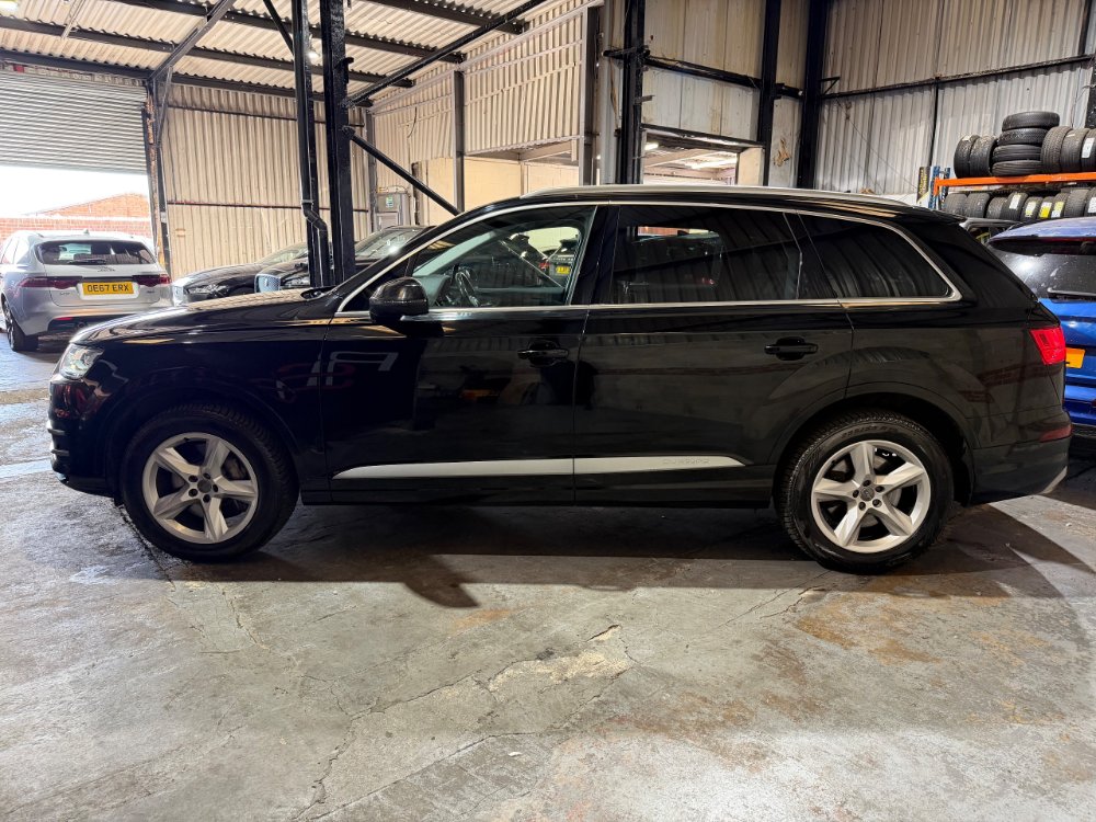 Black 2017 Audi Q7 3.0 TDI V6 SE SUV 5dr Diesel Tiptronic quattro Euro 6 s/s 218 ps in Nottingham