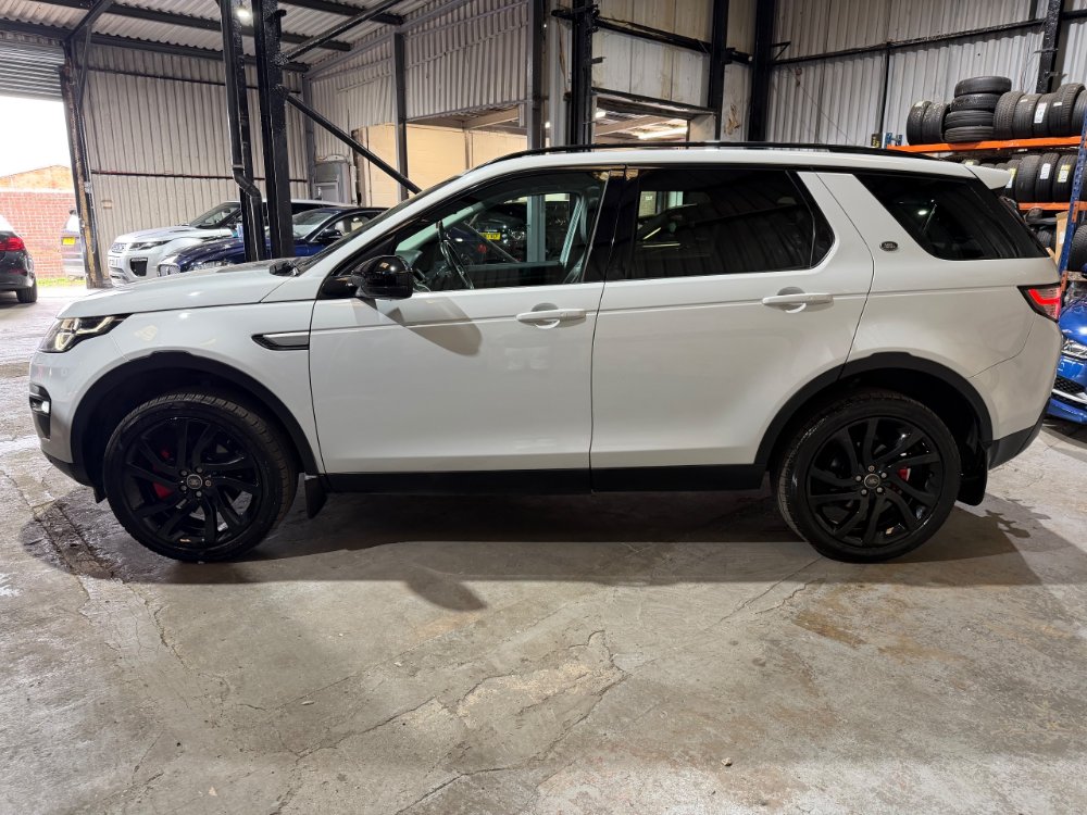 2017 Land Rover Discovery Sport SUV 2.0 TD4 HSE SUV 5dr Diesel Auto 4WD Euro 6 s/s 180 ps